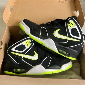NWT Nike Air Flight Sneakers
